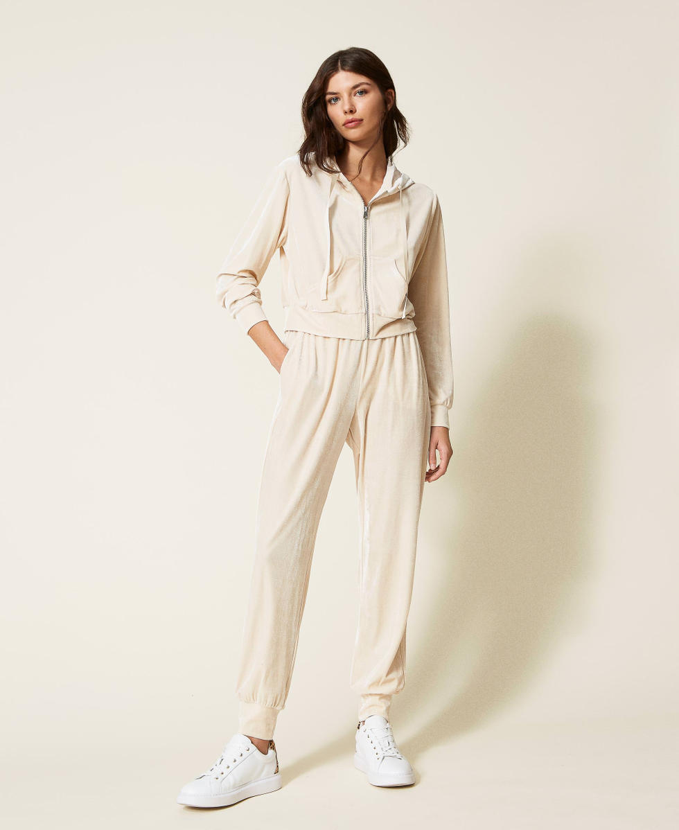 Sweat-shirt zipp&eacute; et pantalon de jogging en chenille