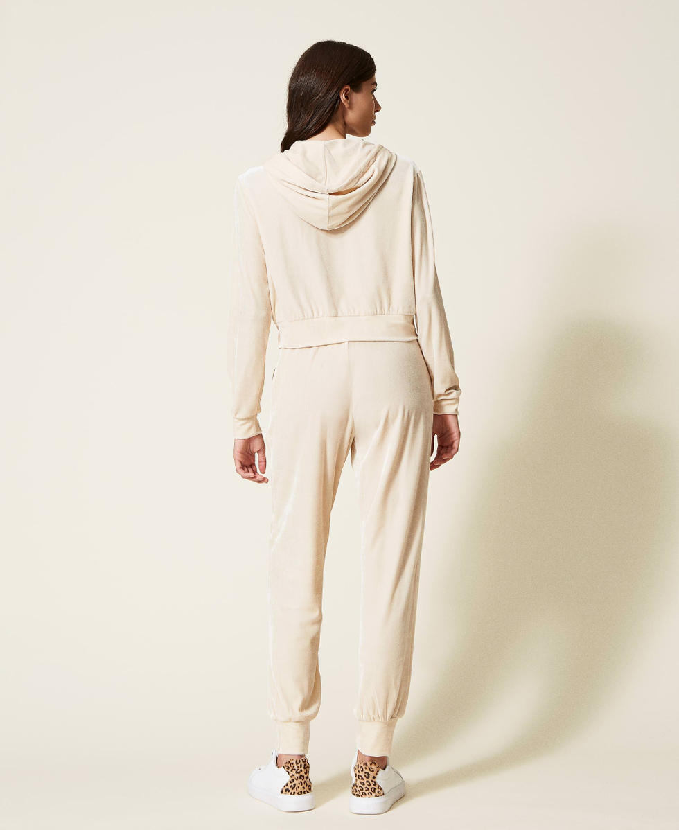 Sweat-shirt zipp&eacute; et pantalon de jogging en chenille