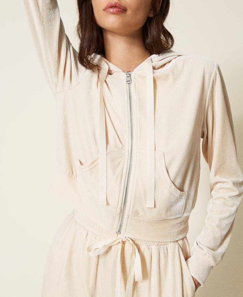 Sweat-shirt zipp&eacute; et pantalon de jogging en chenille