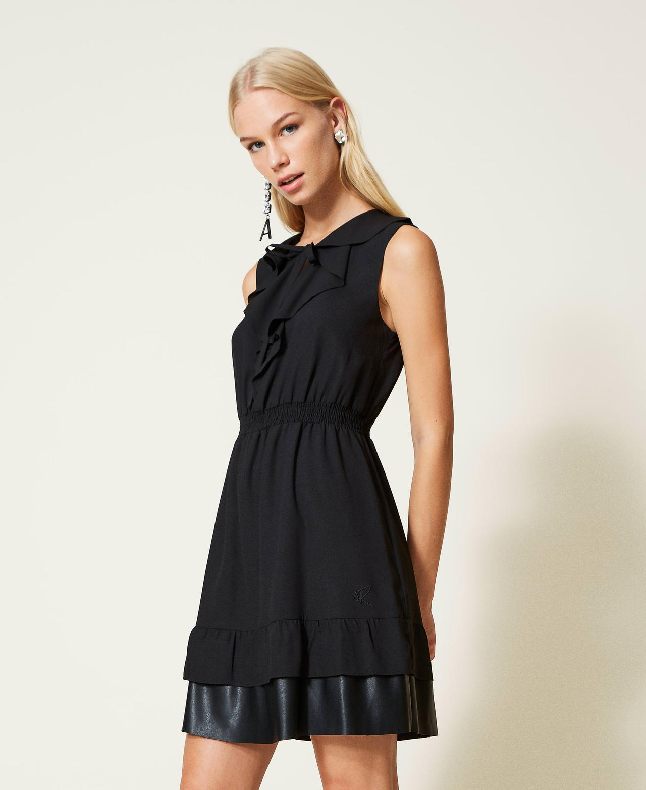 Ruffled dress with recycled polyester Black Woman 222AP272B-02