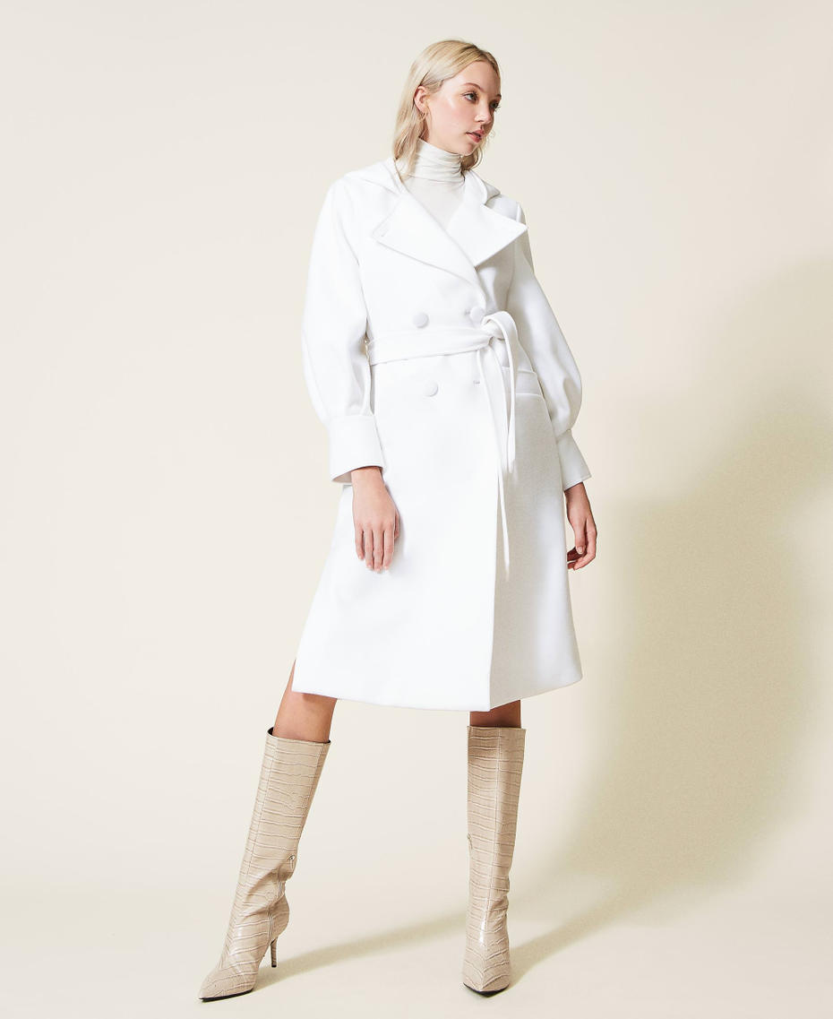 Manteau long avec polyester recyclé Beige « Parchment » Femme 222AP2740-03