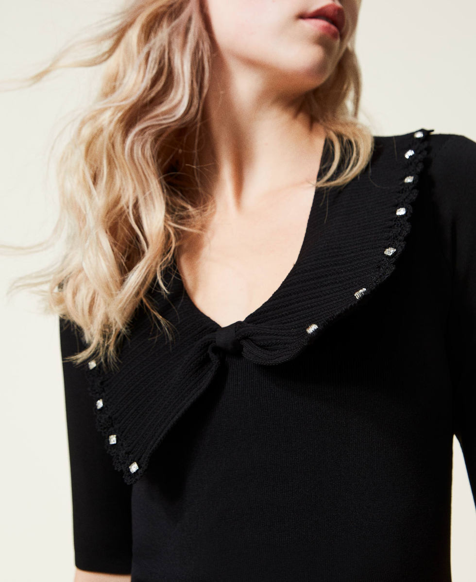 Robe en maille avec strass