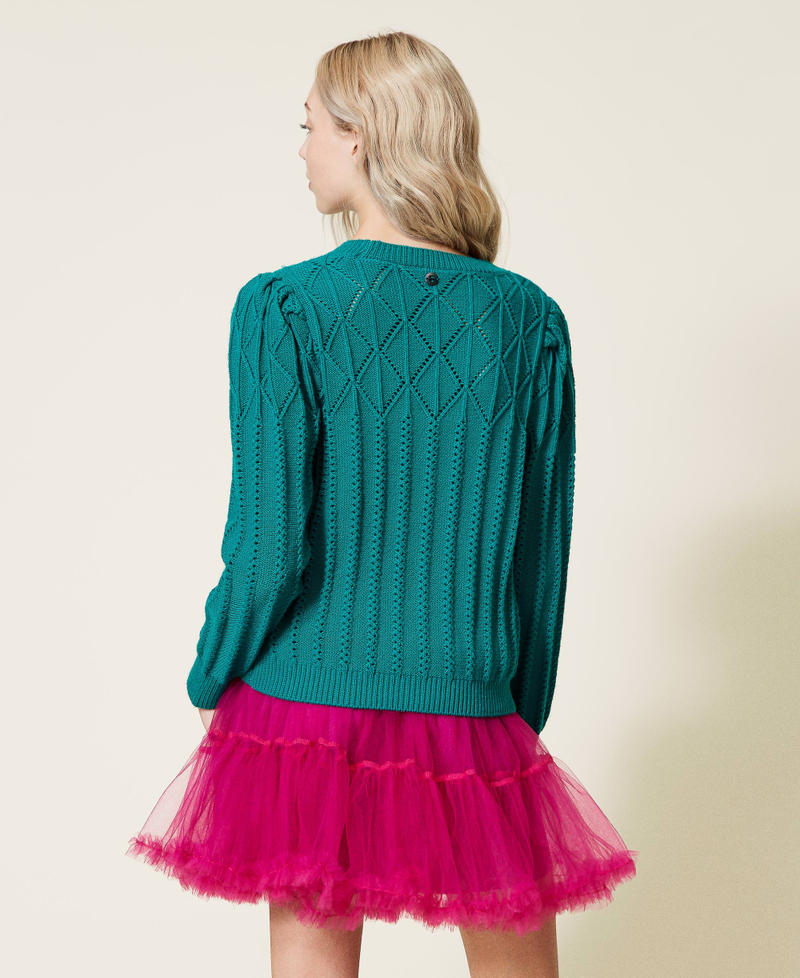 Pullover aus Wollmischgarn mit Blumenstickerei