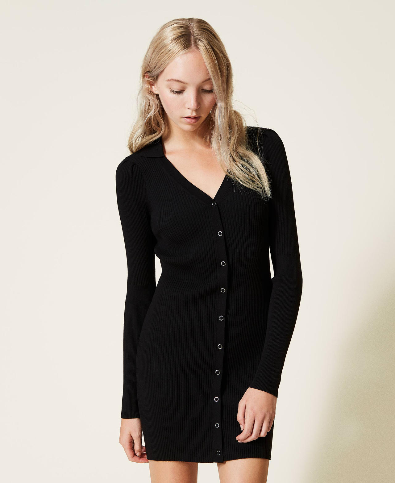 Fitted cardi-dress with buttons Black Woman 222AP3317-02