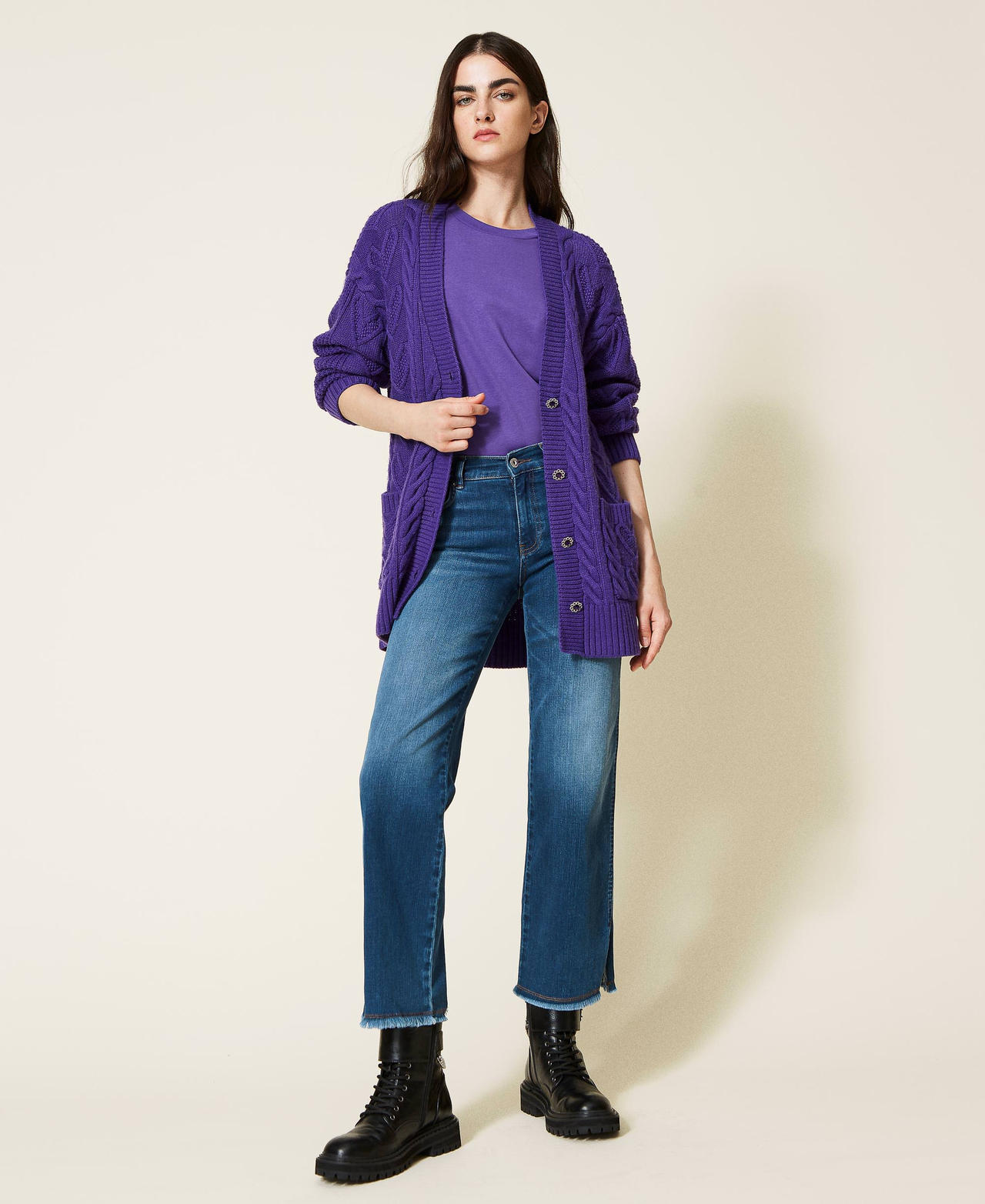 Long cardigan with cable knit and hearts