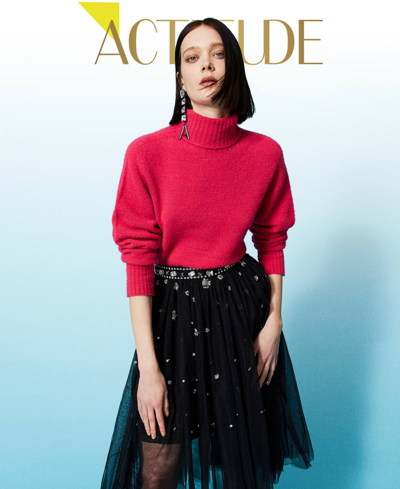 Seamless wool blend jumper