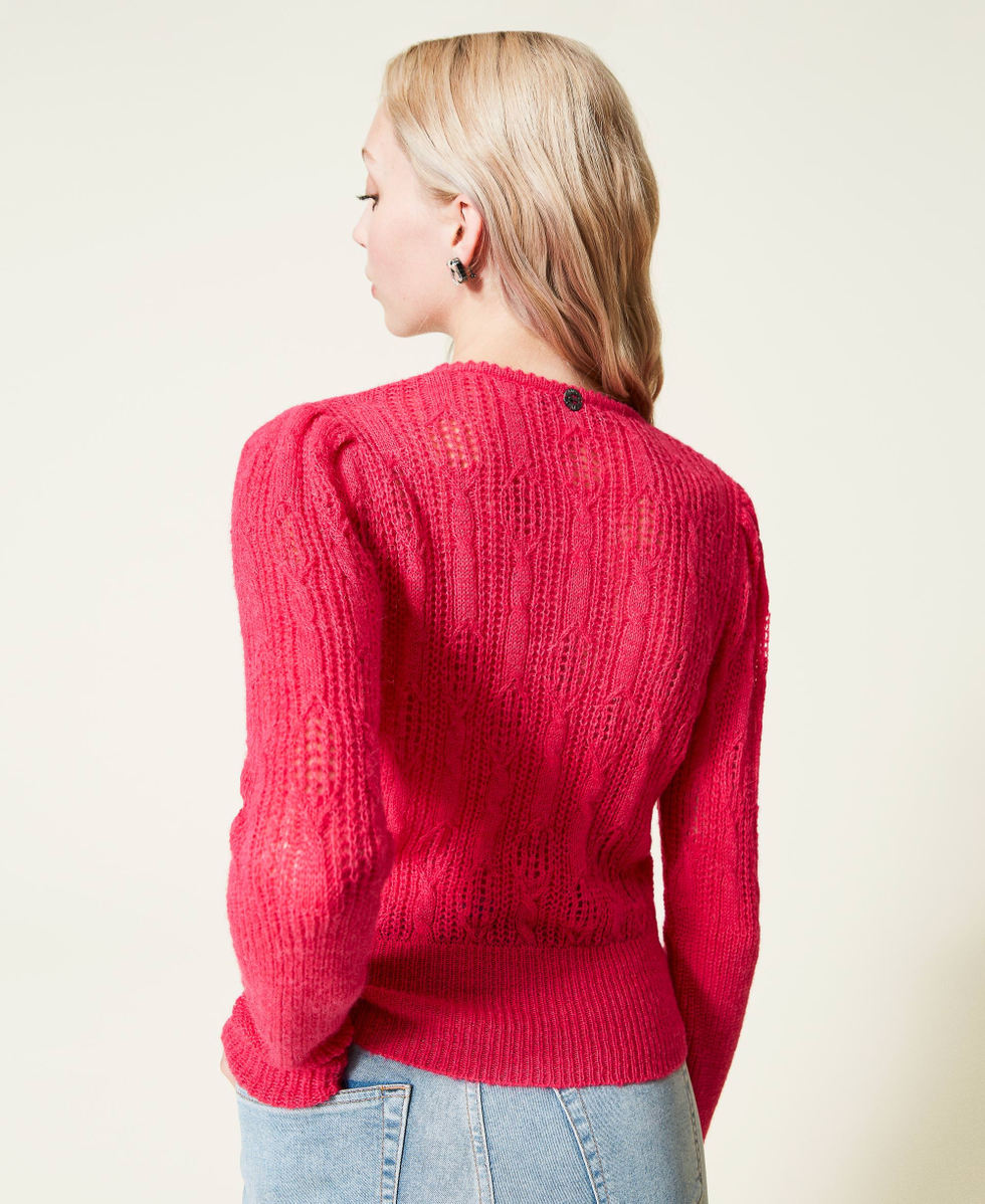 Fitted jumper with knitwork