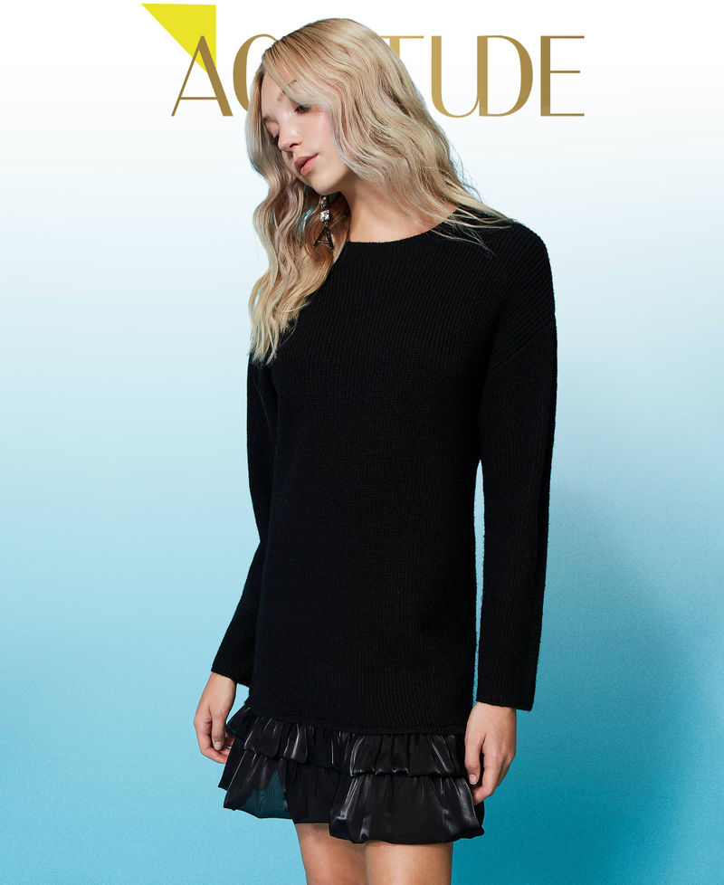 Short knit dress with flounces