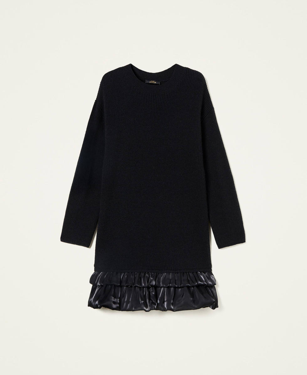 Short knit dress with flounces
