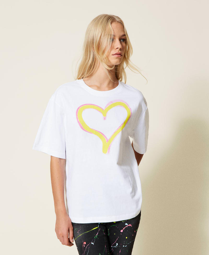 T-shirt unisex MYFO con cuore Nero Unisex 222AQ2012-02