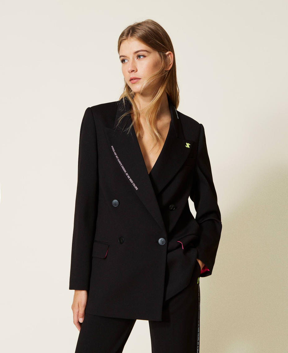 Blazer cruzado MYFO con estampado