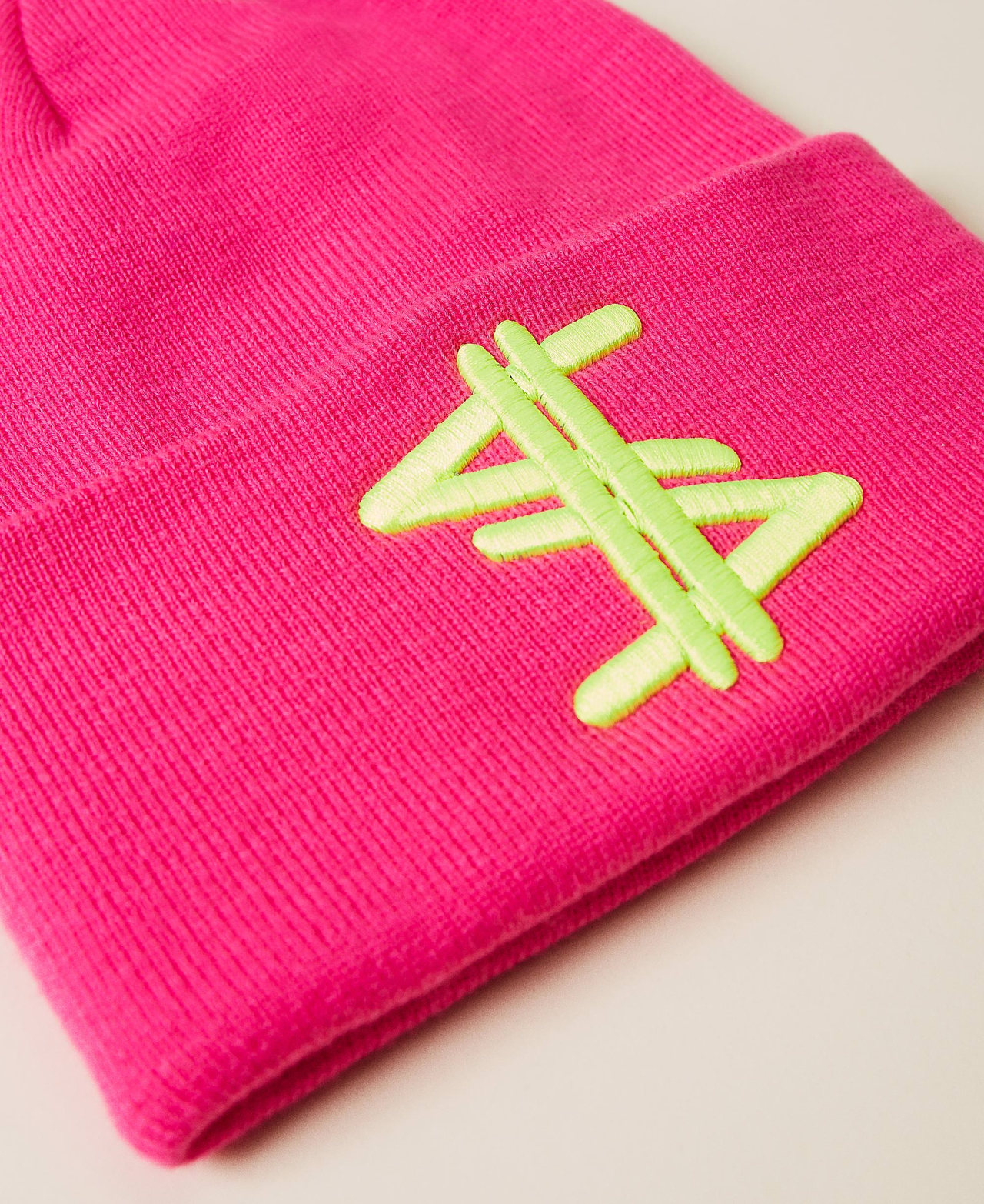 Bonnet MYFO en maille avec logo