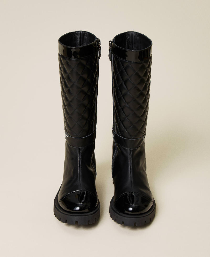 Matelass&eacute; leather boots