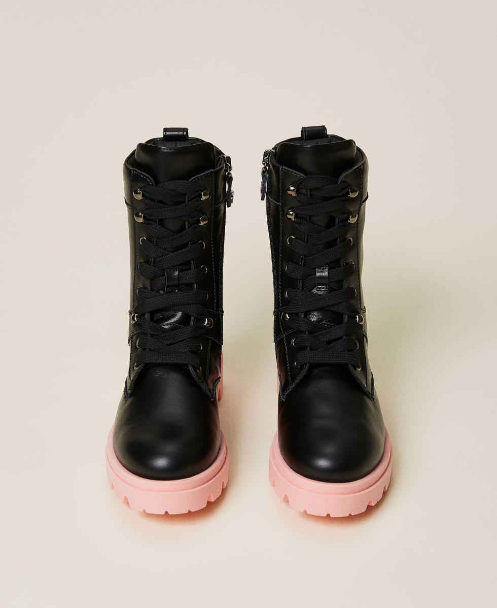 Schn&uuml;rstiefelette aus Leder mit Kontrastsohle