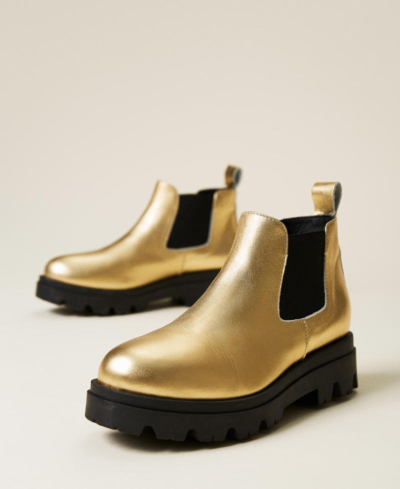 Chelsea-Boot aus Metallic-Leder Gold Gelb Mädchen 222GCJ052-02