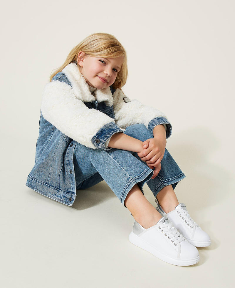 Trainers with laminated insert