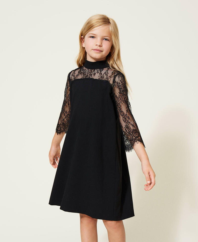 Short dress with Chantilly lace Black Girl 222GJ2163-01