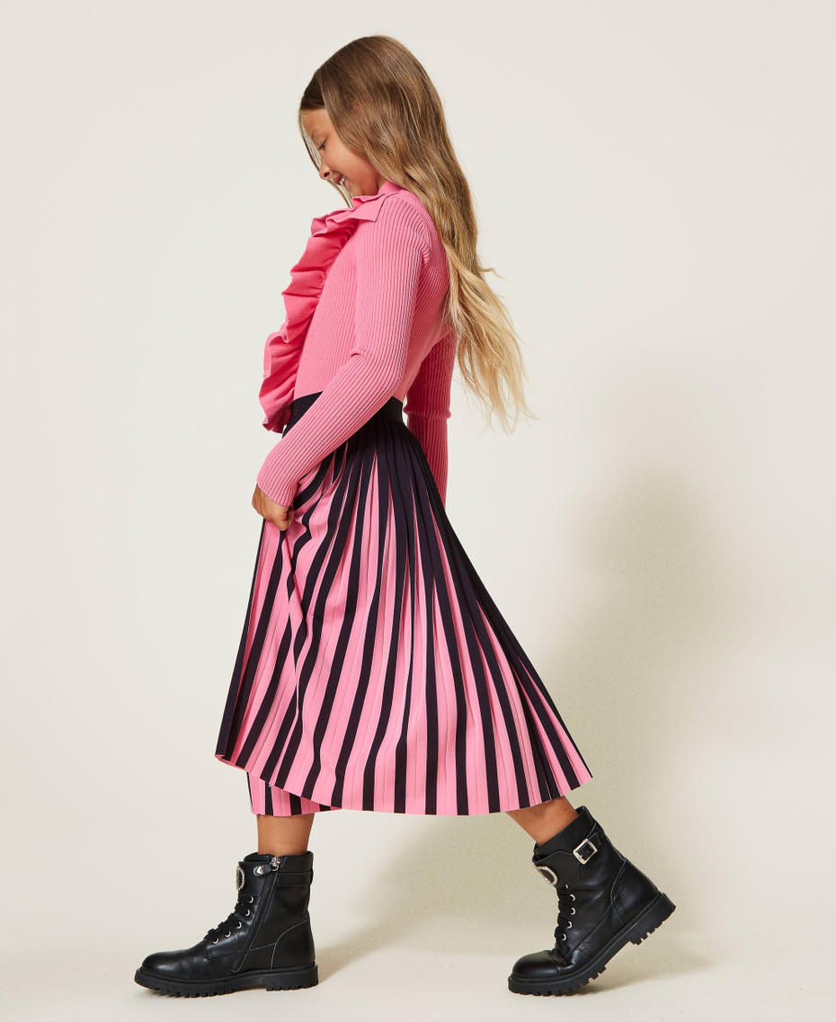 Плиссированная юбка в стиле колор-блок Двухцветный Черный/Розовый "Румяная заря" Девочка 222GJ2281-03