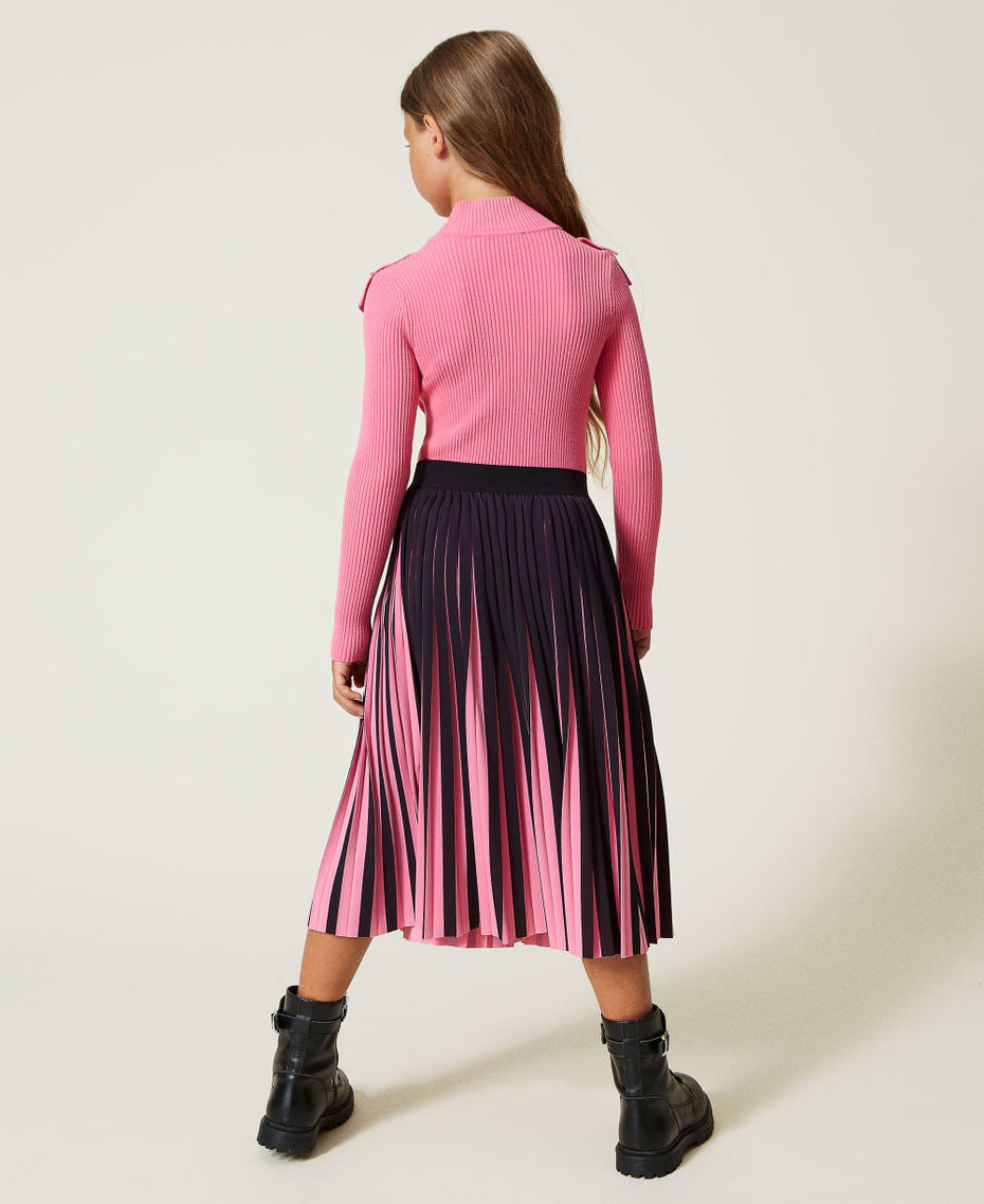 Плиссированная юбка в стиле колор-блок Двухцветный Черный/Розовый "Румяная заря" Девочка 222GJ2281-04