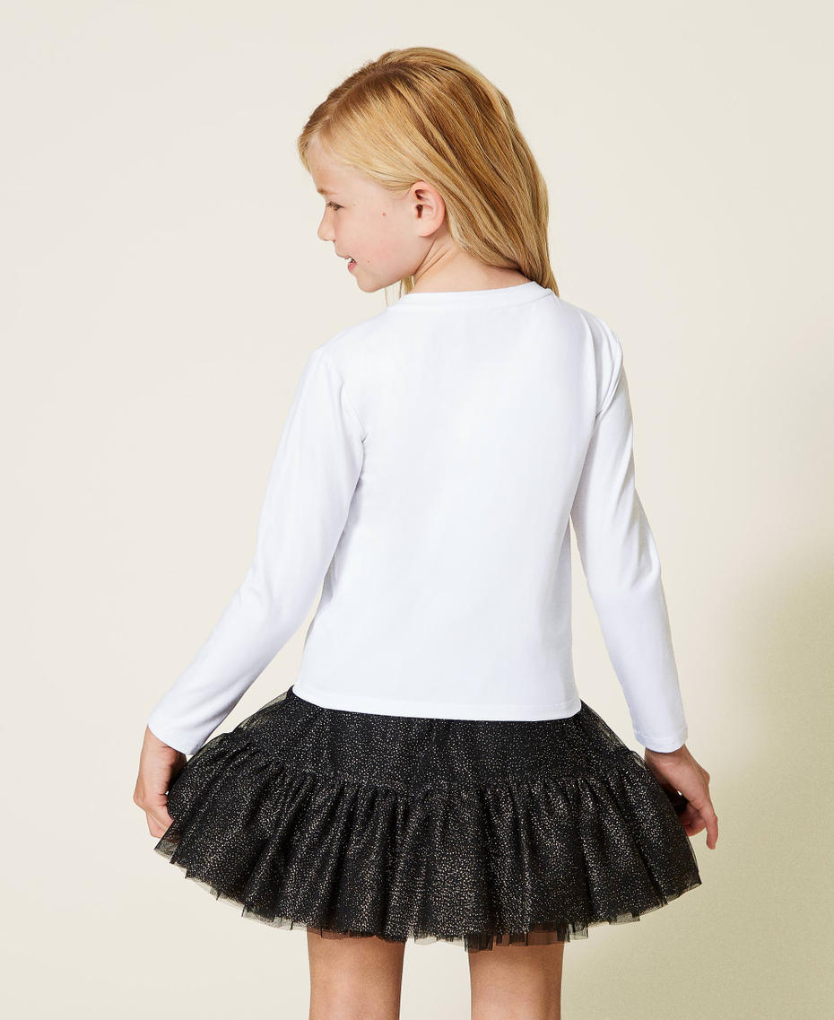 T-shirt con stampa e borchie