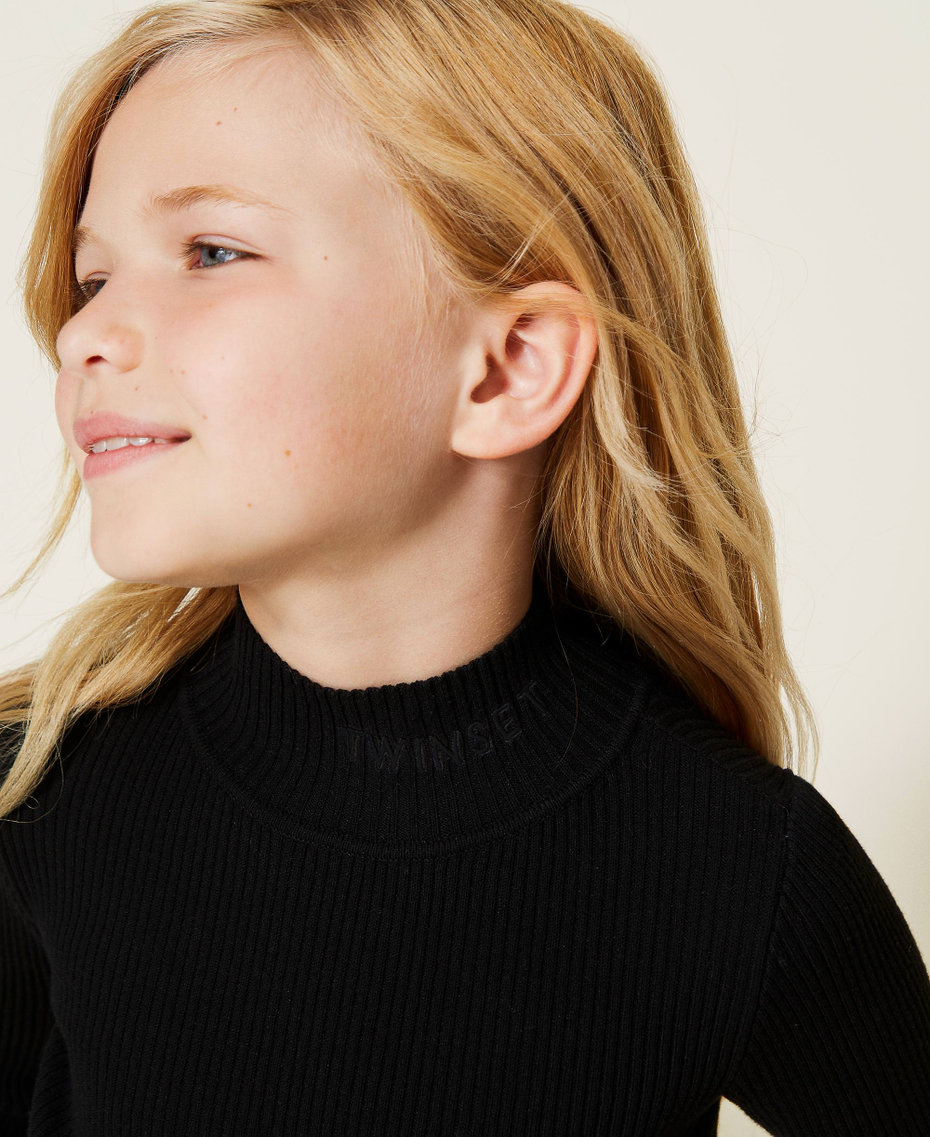 Turtleneck jumper with embroidered logo