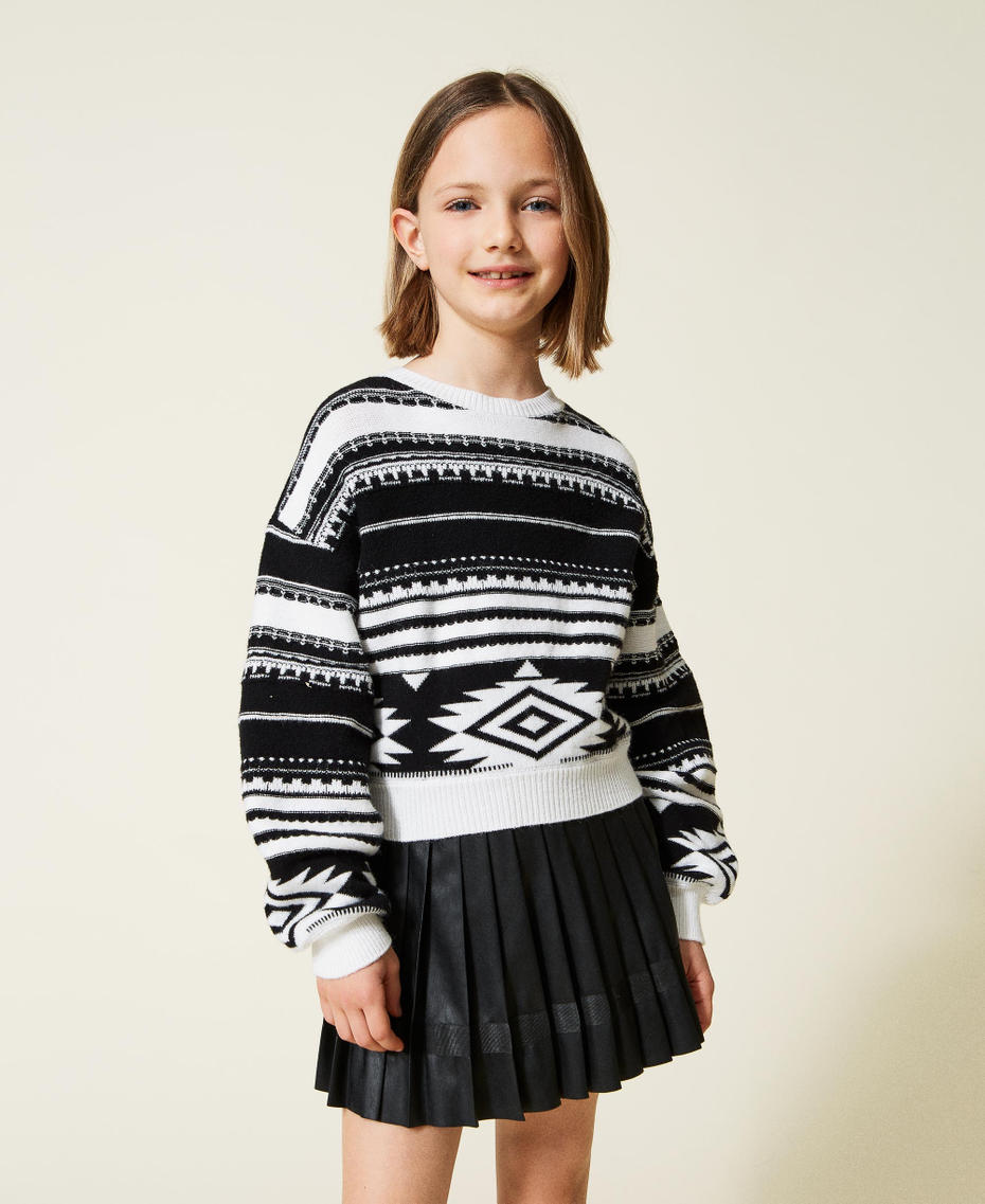 Jacquard regular jumper with mixed stitches Off White Girl 222GJ310H-01