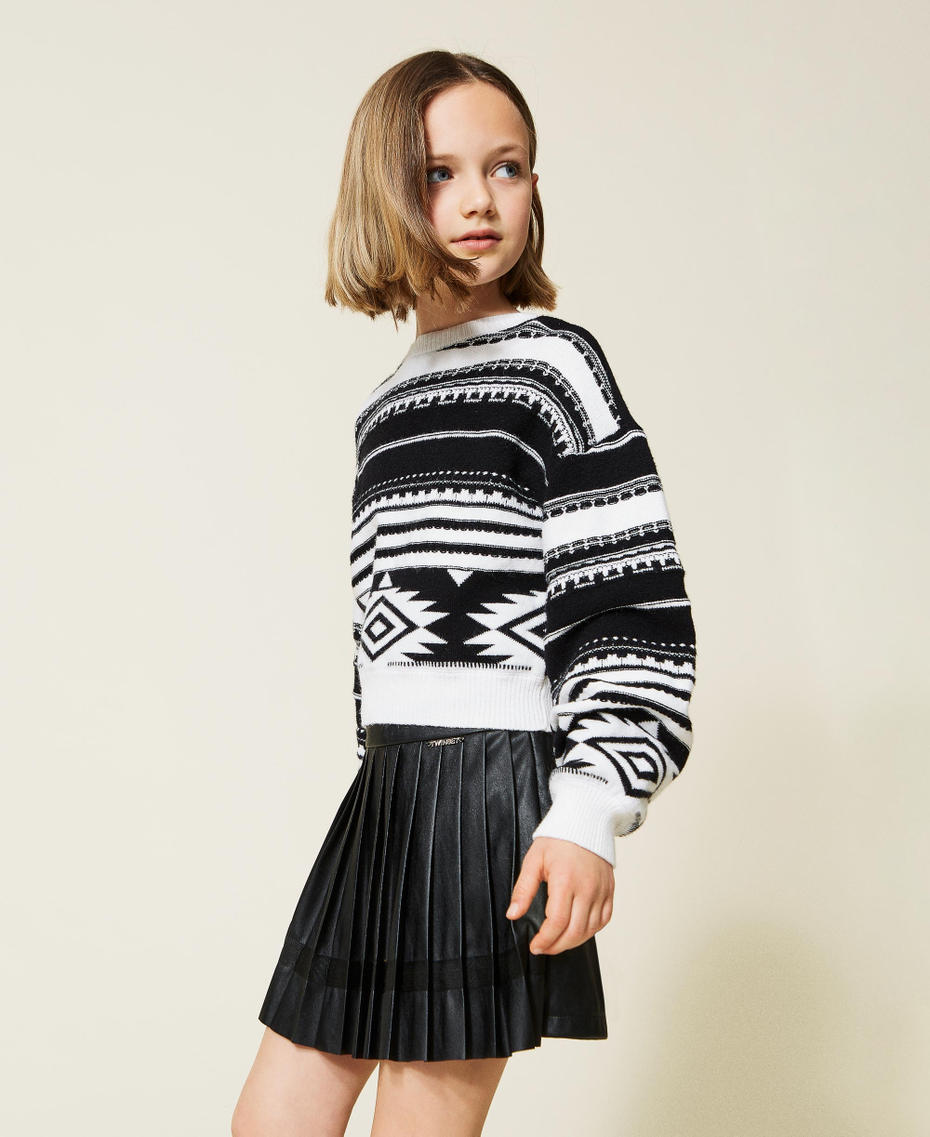 Jacquard regular jumper with mixed stitches