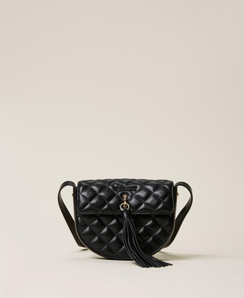 Matelass&eacute; shoulder bag