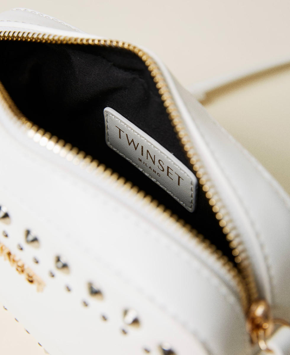 Shoulder bag with studs