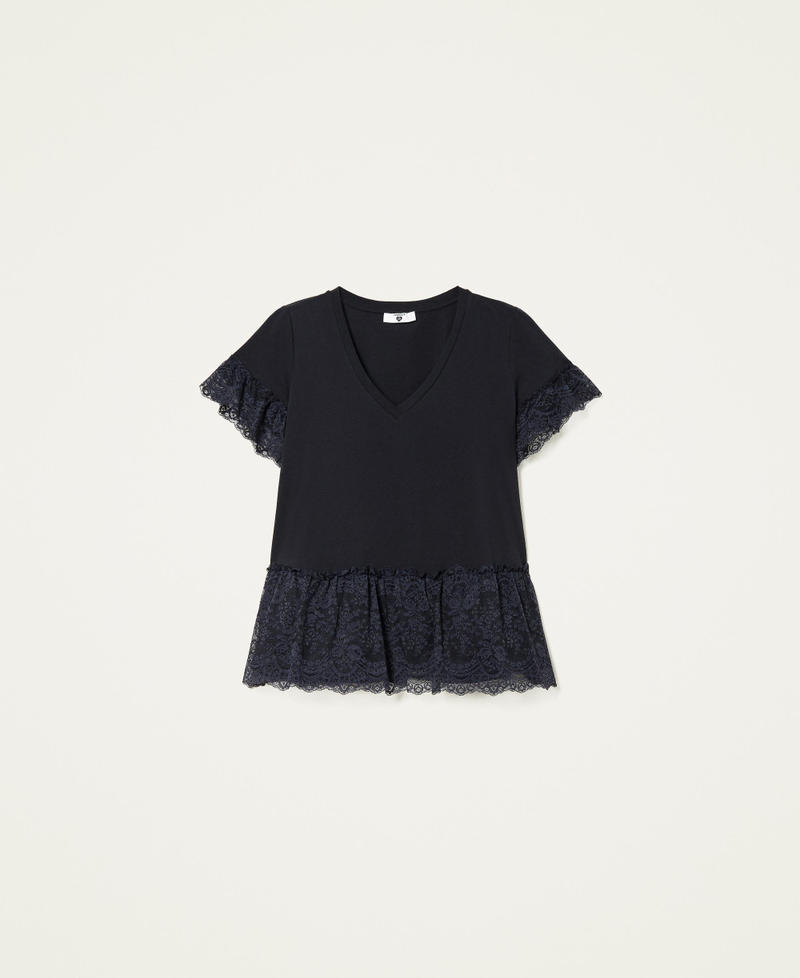 T-shirt with lace flounce