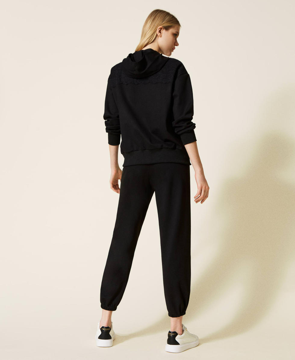 Hoodie and joggers with lace