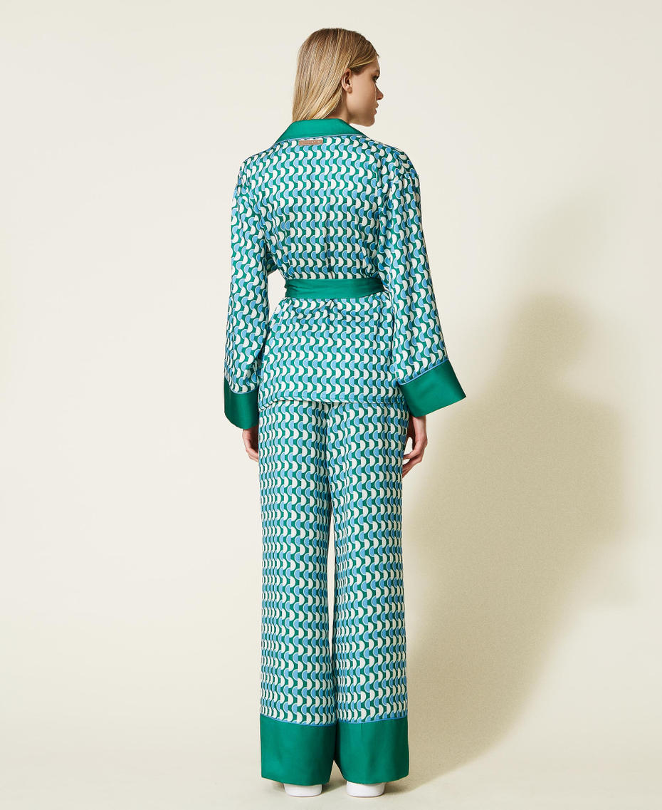 Pantal&oacute;n de raso estampado