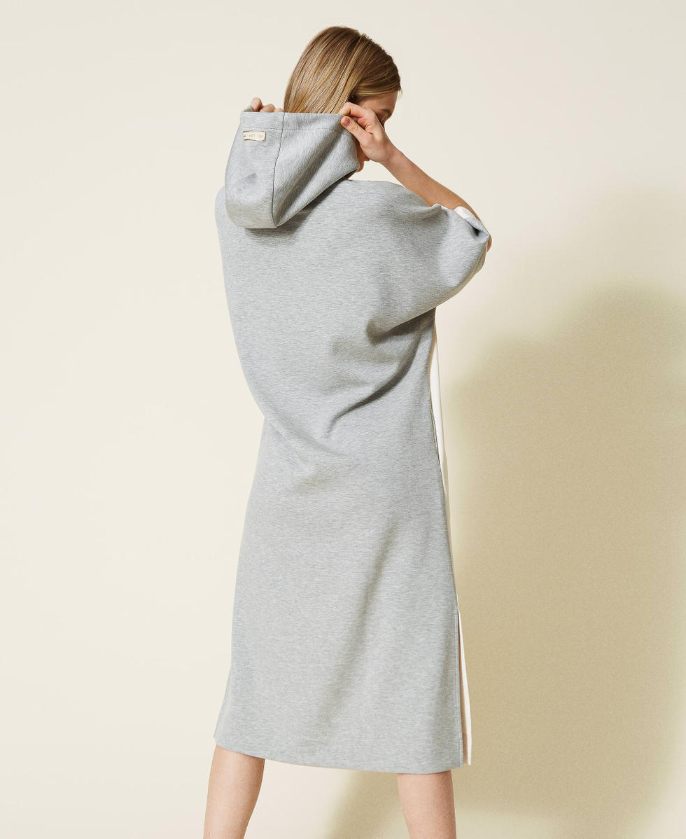 Robe en scuba bicolore avec capuche