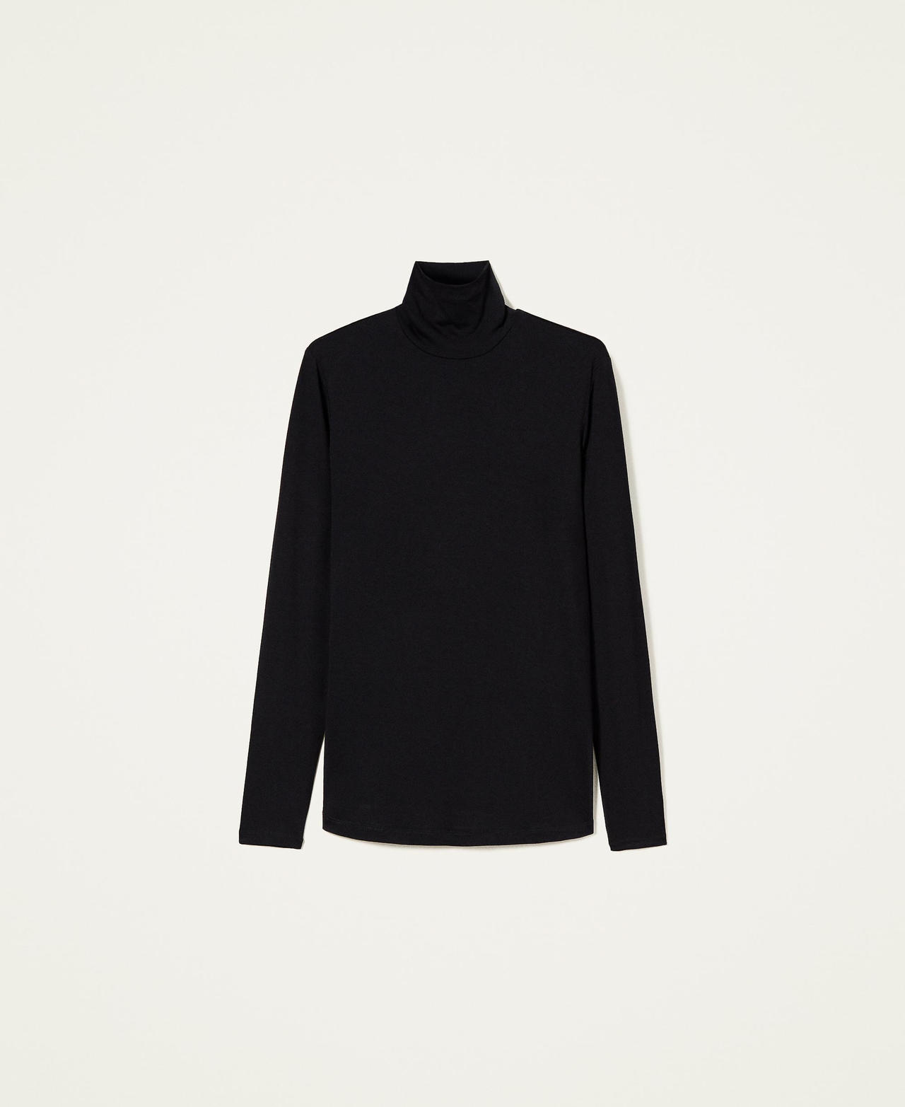 Jersey turtleneck with long sleeves