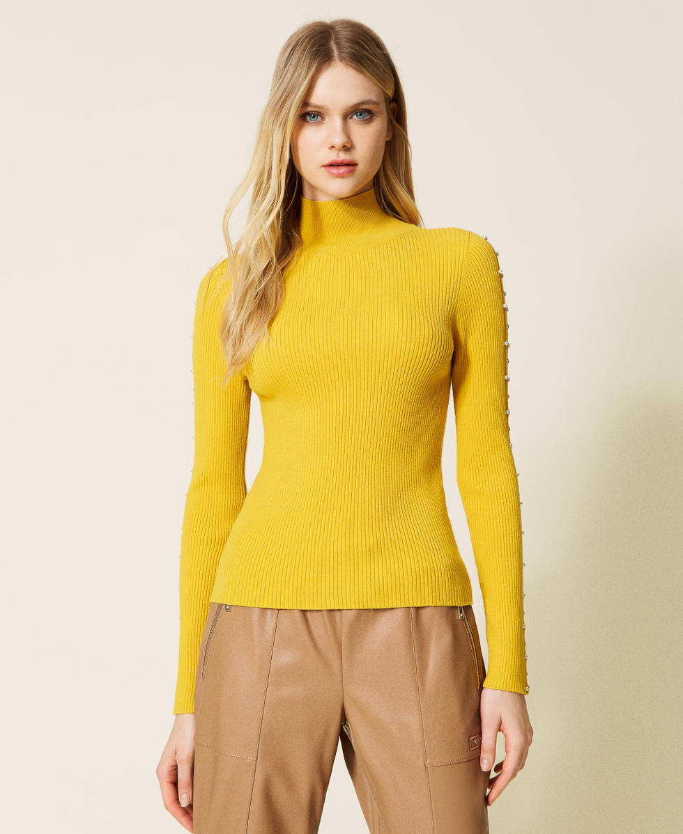 Turtleneck with pearls hot sale