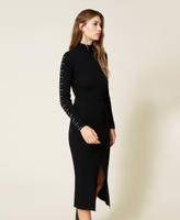 Ribbed midi skirt with slit