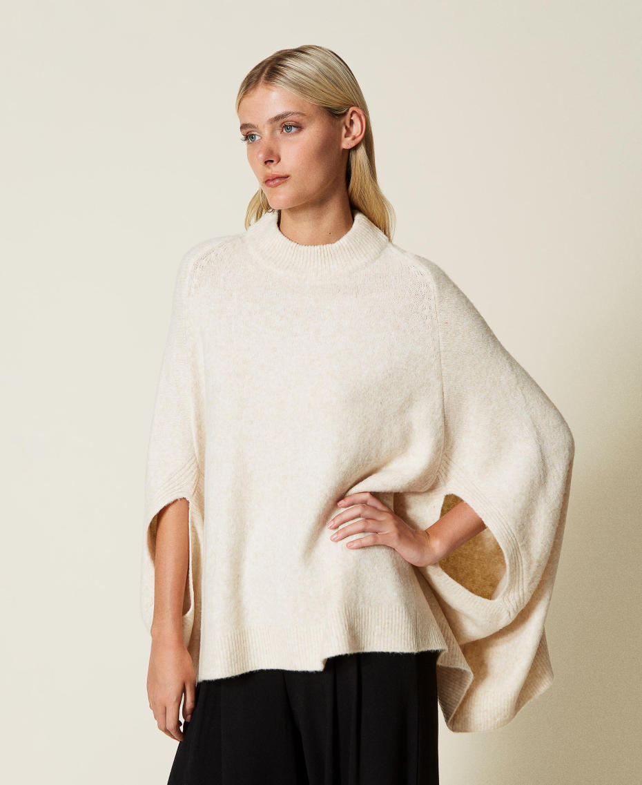 Roller neck knit cape Light Ivory Woman 222LI36BB-01