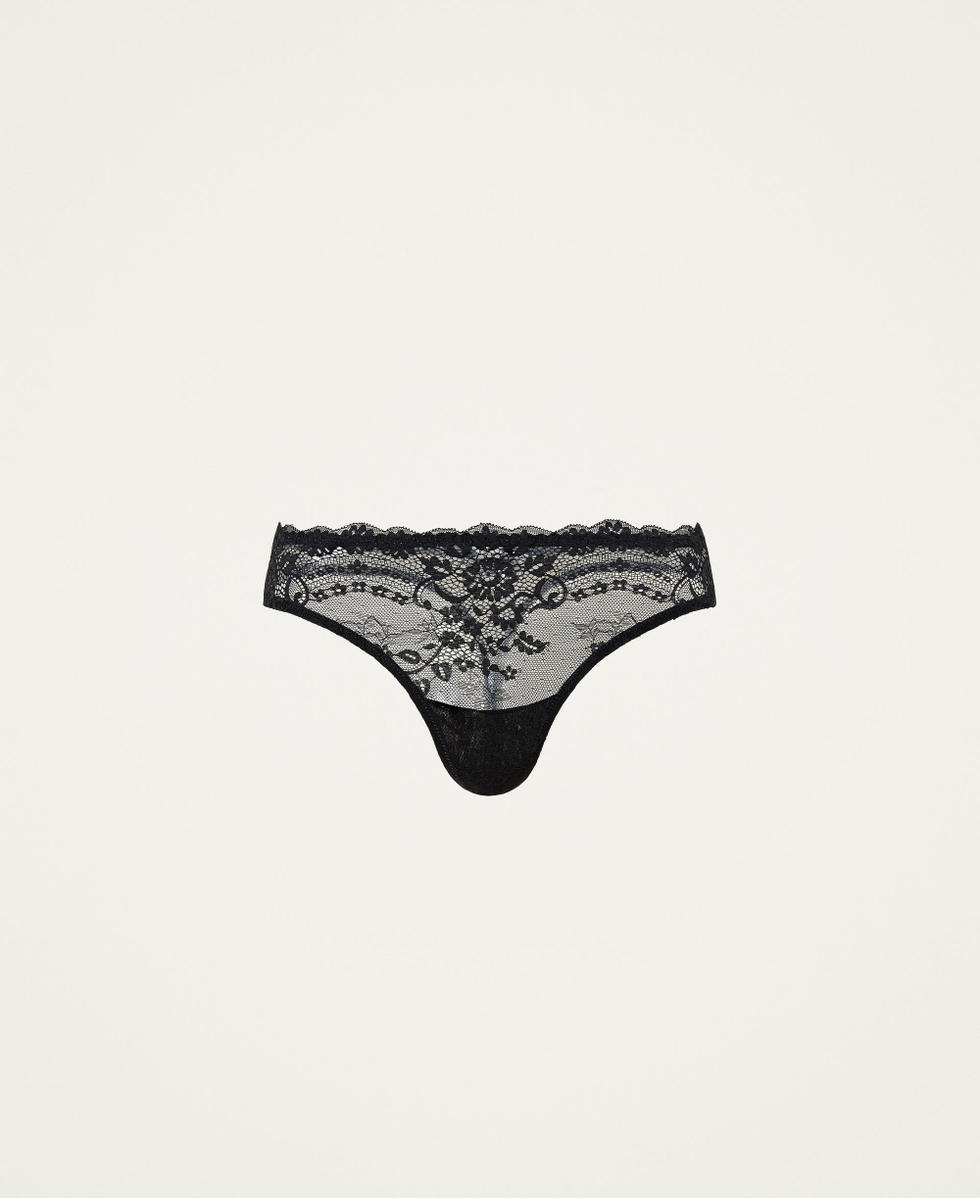 String en dentelle et tulle