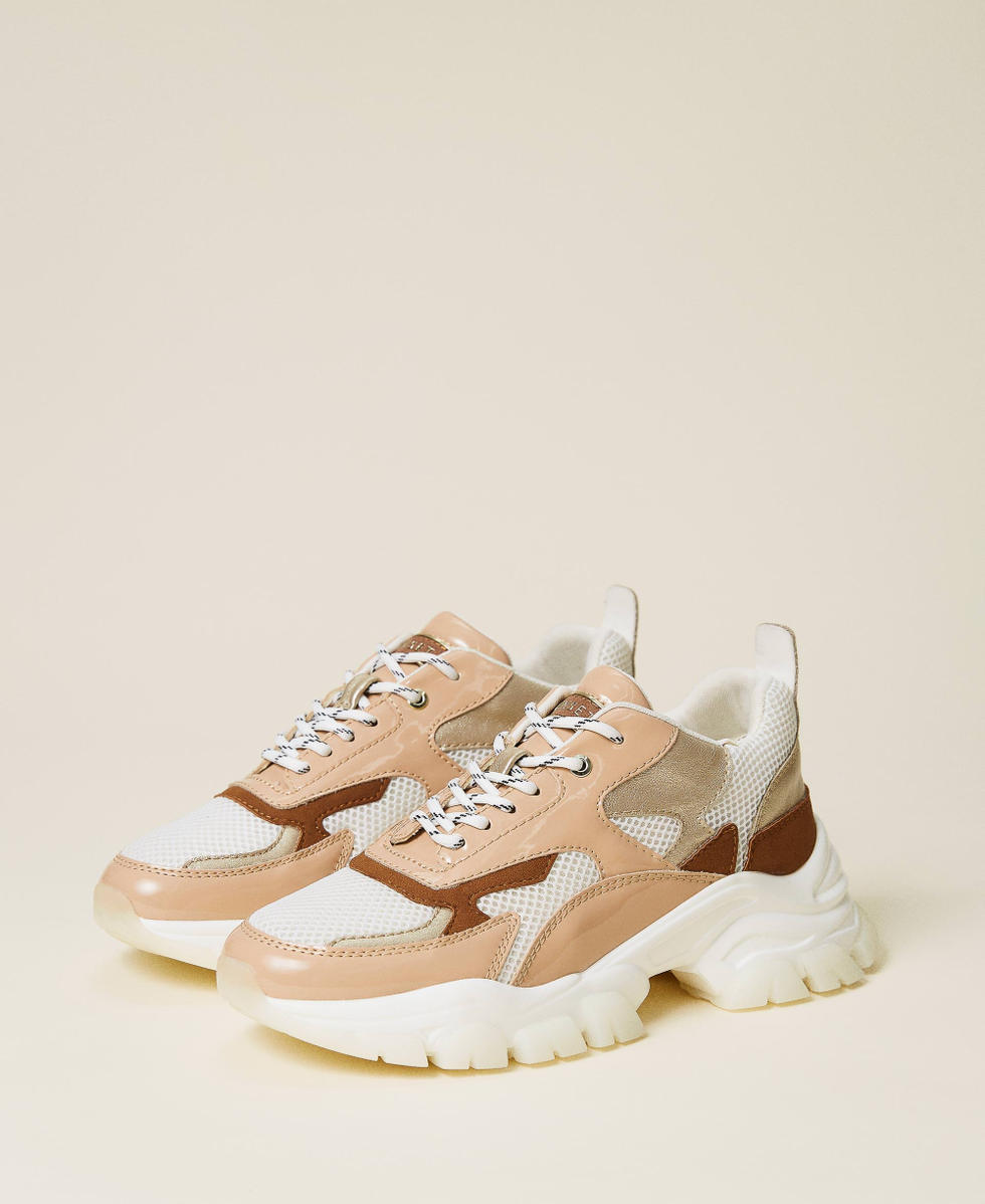 Colour block trainers with logo