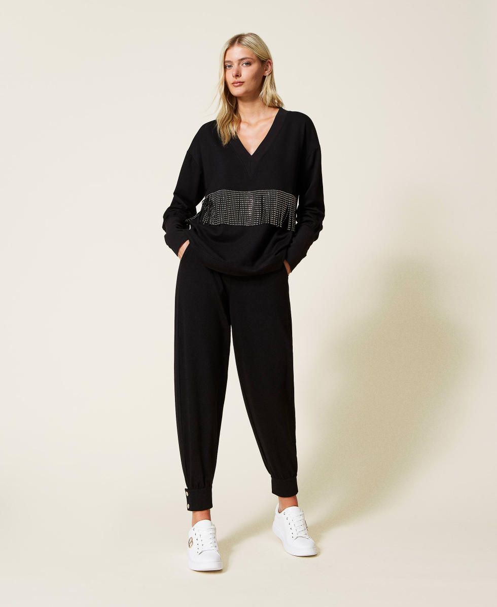 Sweatshirt mit Fransen und Nieten