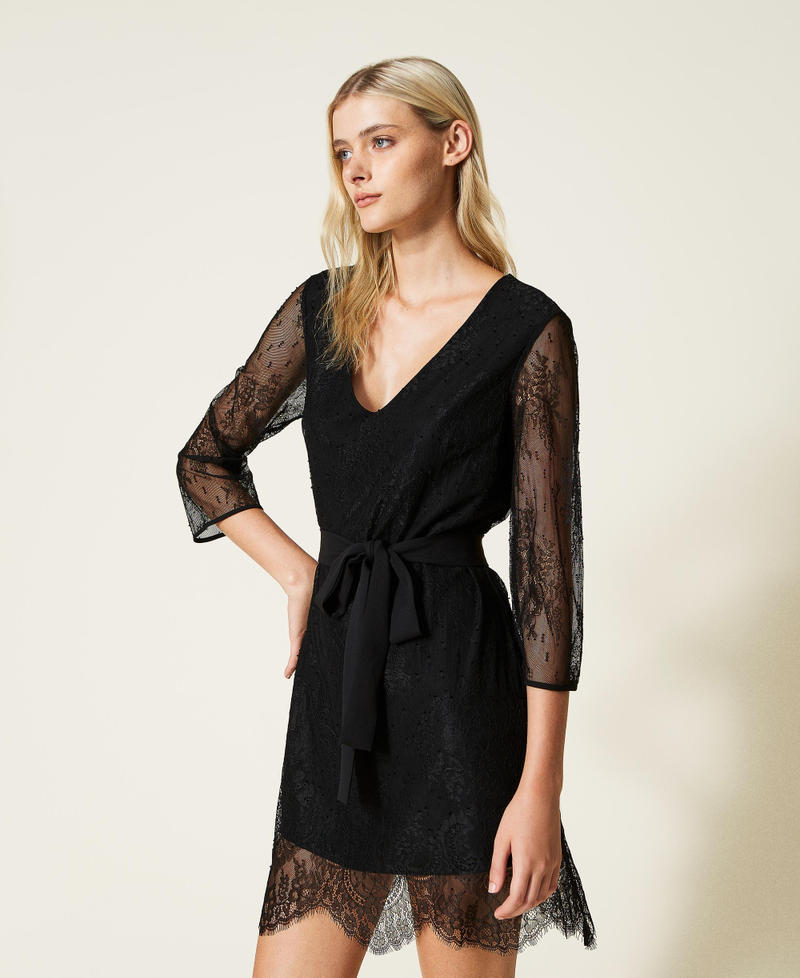 Short rébrodé lace dress with belt Woman, Black | TWINSET Milano
