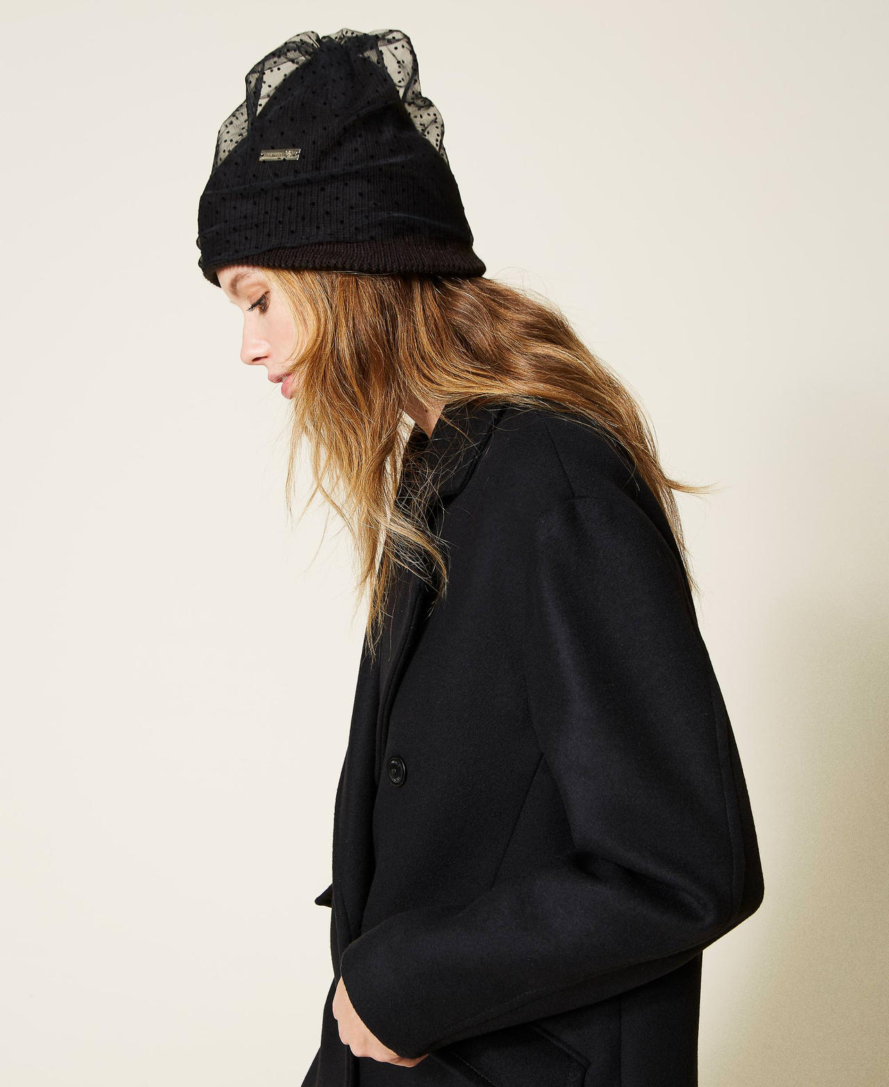 Beanie with removable veil Black Woman 222LL42AA_00006_0S