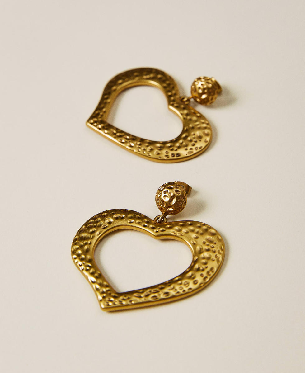 Earrings with pendant heart
