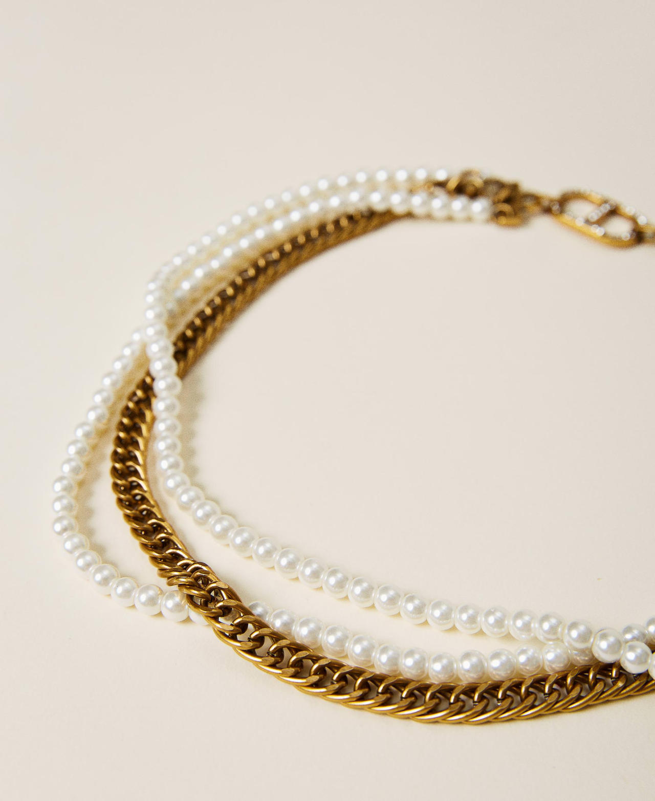 Collier en chaîne et perles avec logo Bicolore Laiton Vieilli Cuivré / Argent Cristal Femme 222TA4021-02
