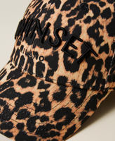 Gorra de béisbol animal print