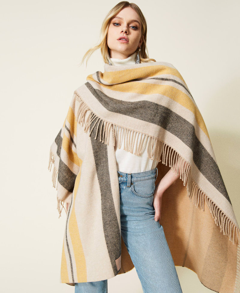 Poncho jacquard &agrave; rayures