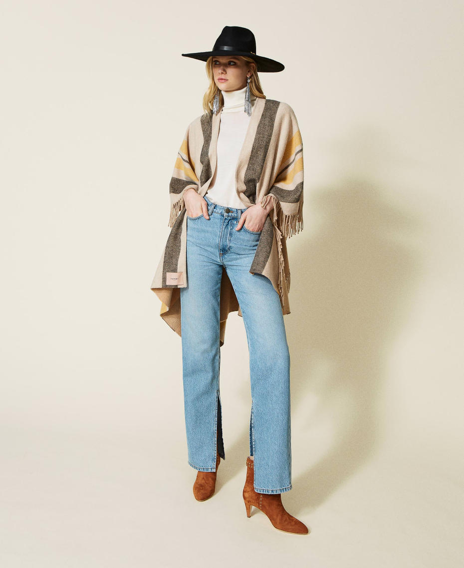 Poncho jacquard &agrave; rayures