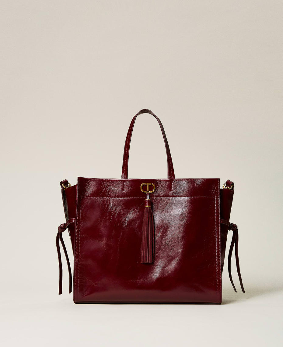 Cabas en cuir avec pompon