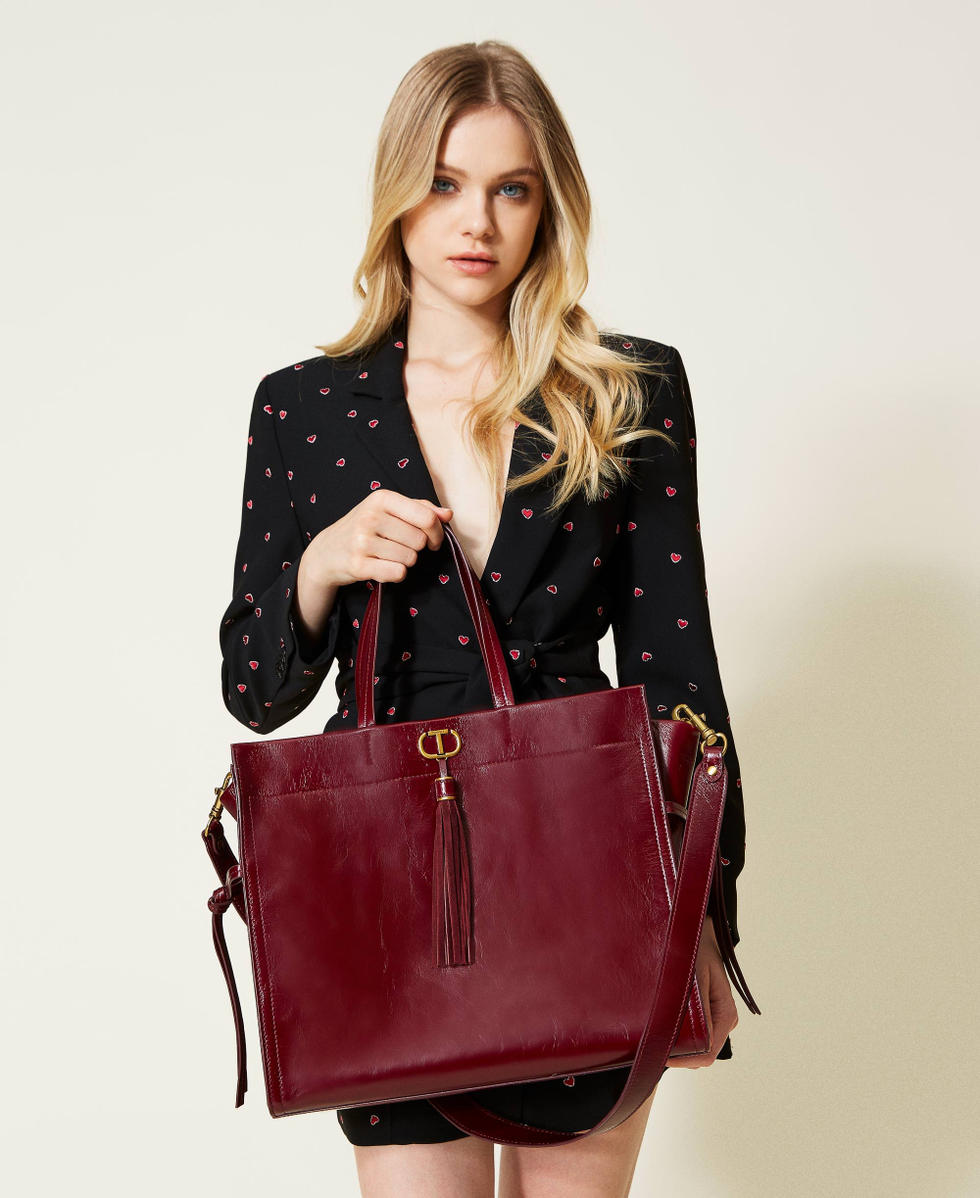 Leather shopper with nappa leather