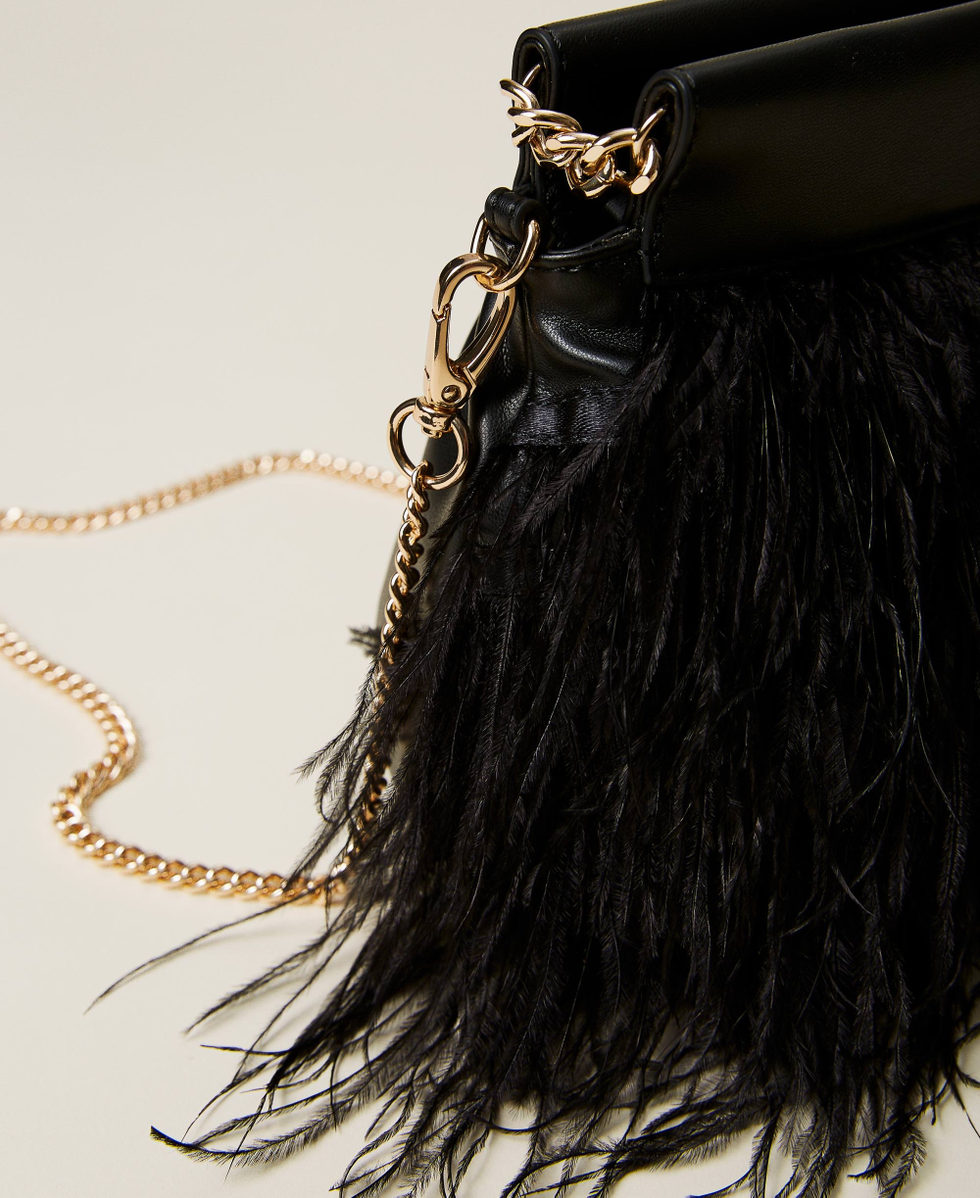 Pochette avec plumes